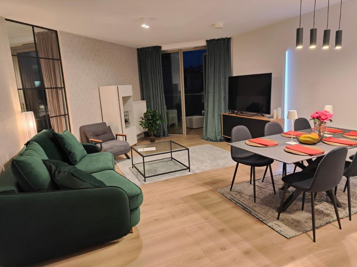 Pinea Apartments 波别罗沃 外观 照片