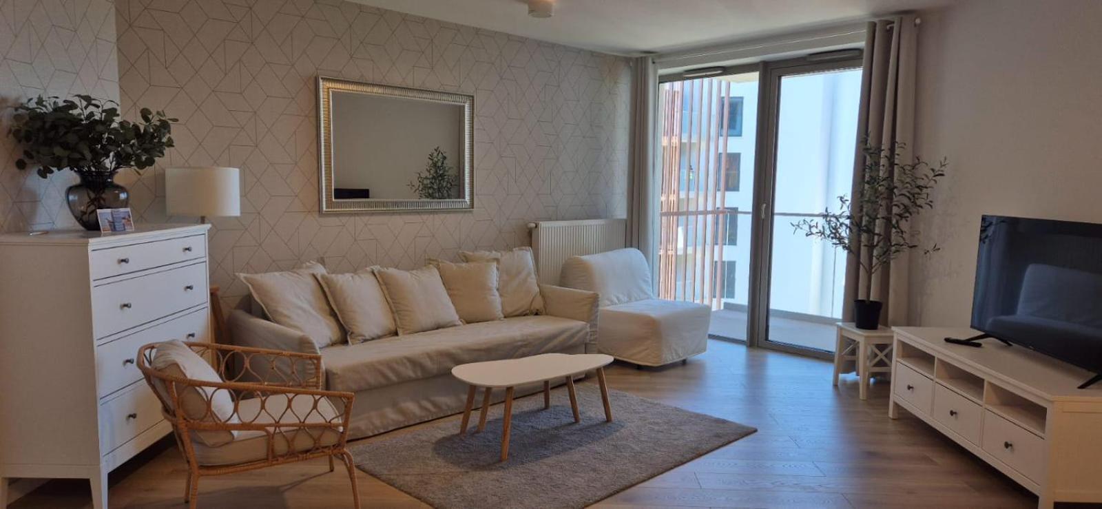 Pinea Apartments 波别罗沃 外观 照片