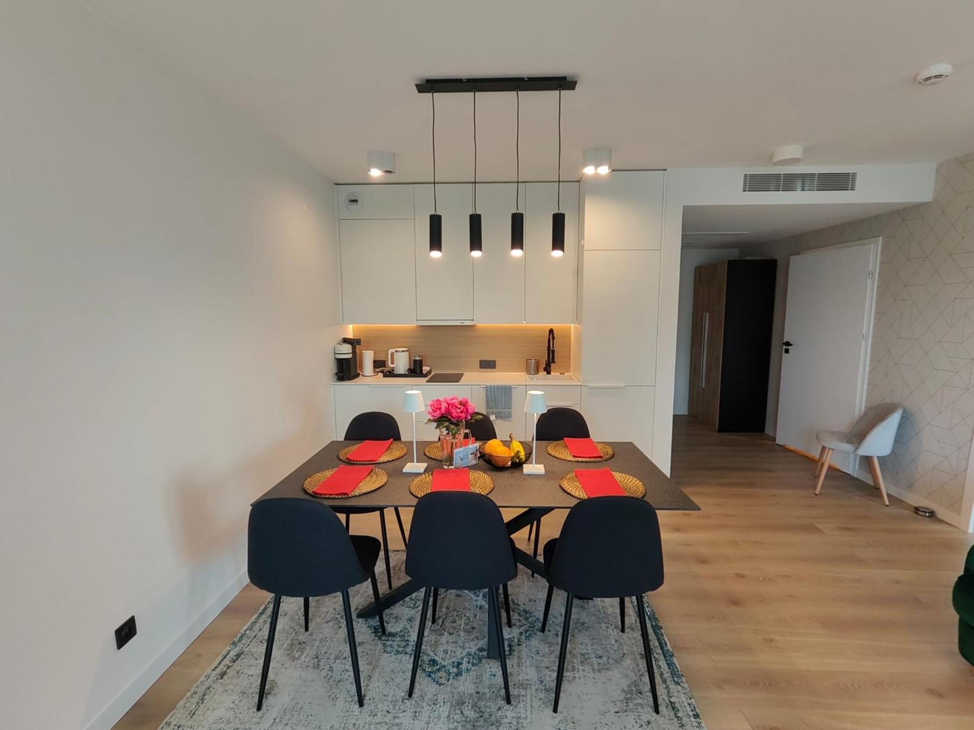 Pinea Apartments 波别罗沃 外观 照片